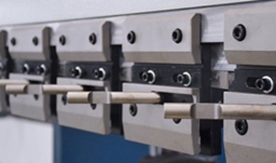 100t Cnc Metal Bending Machines, 3200 Mm Cnc Sheet Press Brake With E21 Machines à cintrer les métaux 100t CNC, 3200 mm Presse plieuse CNC feuille avec E21