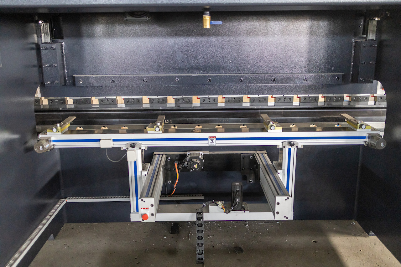 100t Hydraulic Cnc Brake Press Crowning Cnc Press Brake Delem 100 t presse plieuse hydraulique CNC couronnement presse plieuse CNC Delem