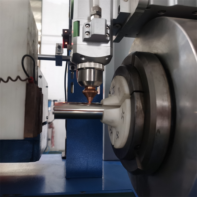 Machine de découpe laser à fibre de tôle 1530 cnc