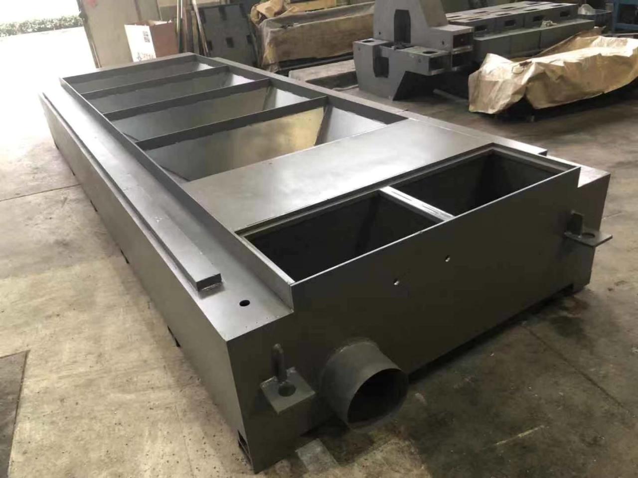 3015 4015 1kw To 6kw Cnc Fiber Laser Cutting Machine Raycus Laser Power 3015 4015 1kw à la puissance de laser de Raycus de découpeuse de laser de fibre de commande numérique par ordinateur de 6kw