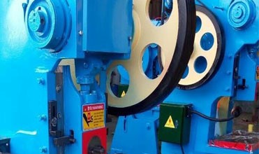 400 Ton Small Pneumatic Power Punch Press Mechanical Eccentric Punching Machine Poinçonneuse excentrique mécanique de petite puissance pneumatique de poinçon de 400 tonnes