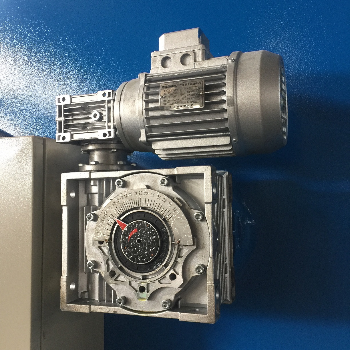 4mm Oem Qc11y-8x3200 Nc Hydraulic Guillotine Guillotine Shearing Machine 4mm OEM Qc11y-8x3200 Nc Guillotine Hydraulique Guillotine Machine de Cisaillement