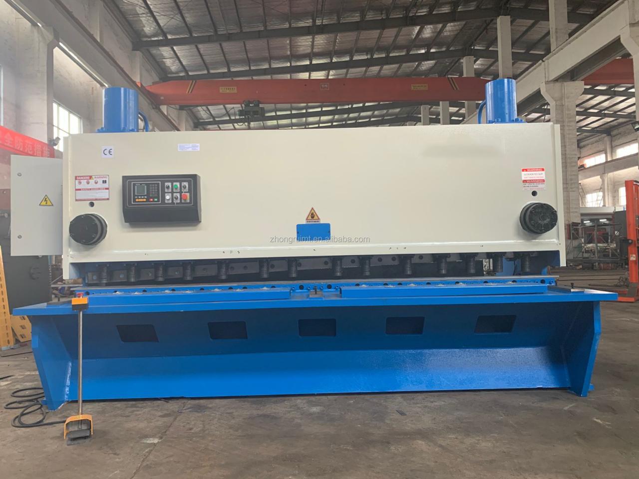 4mmx2500 Hydraulic Shearing Steel Plate Cutting Machinery Steel Plate Shear cisaillement hydraulique de plaque d'acier de machines de coupe de plaque d'acier de 4mmx2500