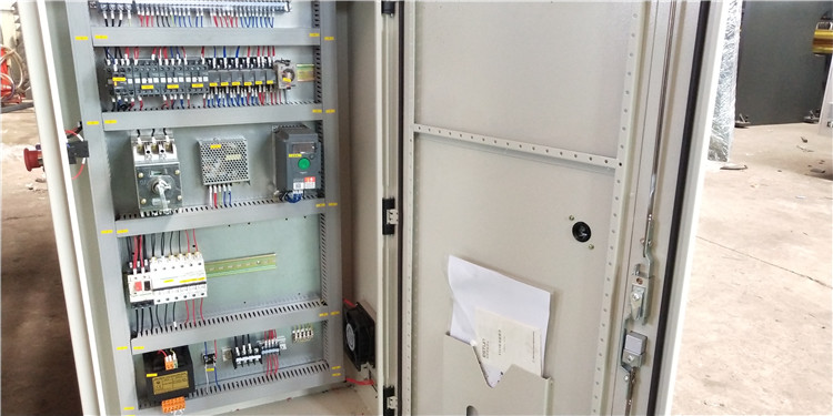 6mm*3200 Hydraulic Steel Plate Cutting Machinery Steel Plate Shearing Machine Machine de cisaillement hydraulique de plaque d'acier de machines de coupe de plaque d'acier de 6mm*3200