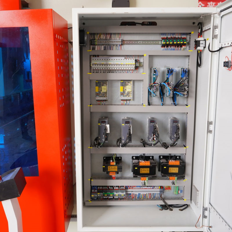 Presse plieuse hydraulique CNC Modèle de machine WC67k-80tx3200