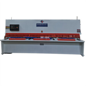 Machine de cisaillement automatique de guillotine de feuillards hydrauliques de commande numérique par ordinateur pour le traitement métallique