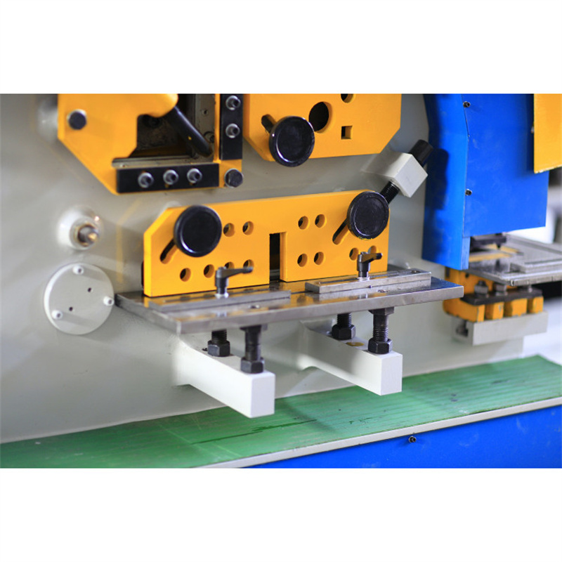 Petite poinçonneuse combinée hydraulique Cnc Q35y-16 de 40 tonnes