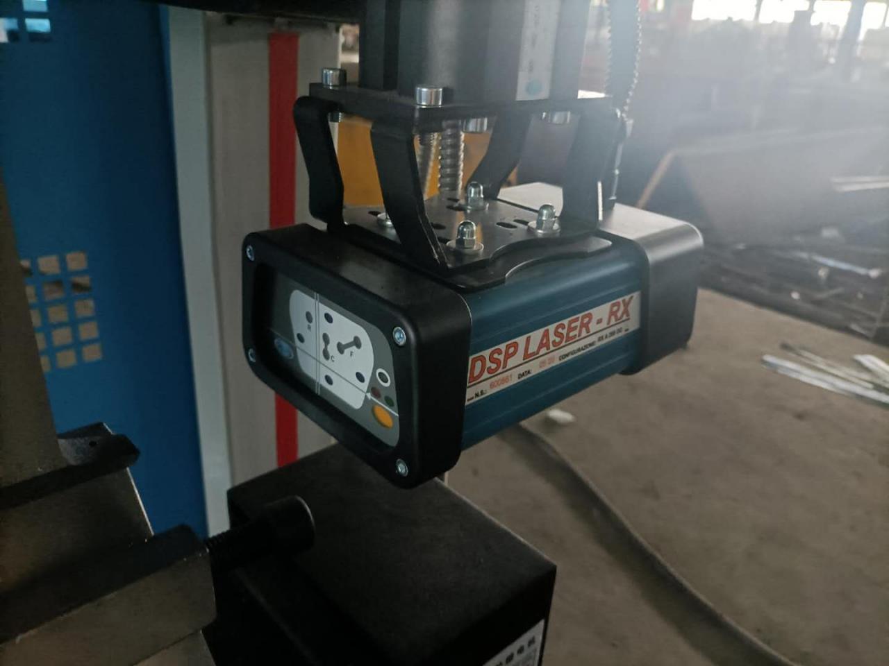 Cnc Hydraulic Press Brake Machine Bending Servo Electric Press Brake 40T Presse plieuse hydraulique CNC Machine plieuse Servo presse plieuse électrique 40T