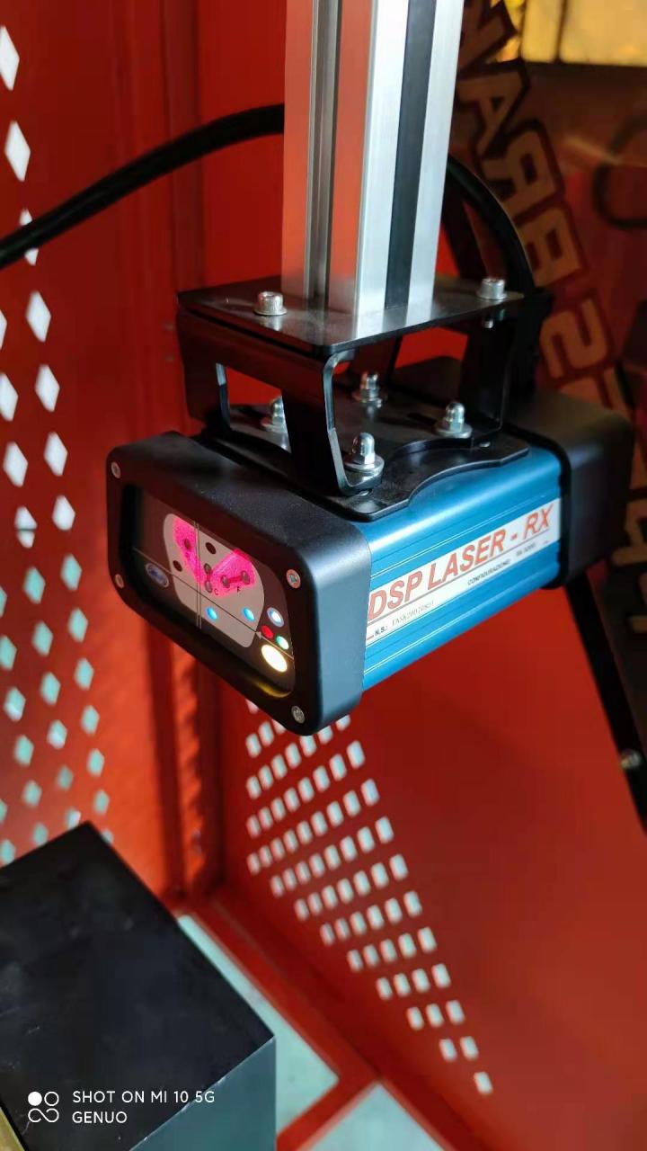 Da-66t Controller Cnc Hydraulic Press Brake Price With 3d Touch Screen System Prix de frein de presse hydraulique de commande numérique par ordinateur de contrôleur de Da-66t avec le système d'écran tactile 3d