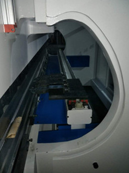 Da53t Cnc System Controller 125t4000 3+1 Axis Cnc Hydraulic Press Brake With Good Quality Contrôleur de système CNC Da53t 125t4000 3 + 1 axes CNC presse plieuse hydraulique avec une bonne qualité