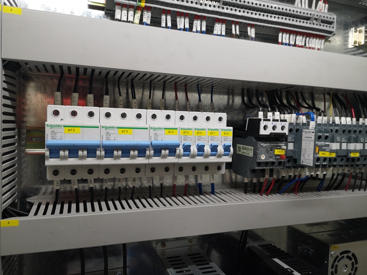 Delem Da66t 125 3+1 4+1 6+1 8+1 Cnc Hydraulic Press Brake For Metal Plate Bending Delem Da66t 125 3 + 1 4 + 1 6 + 1 8 + 1 Presse plieuse hydraulique CNC pour le pliage de plaques métalliques