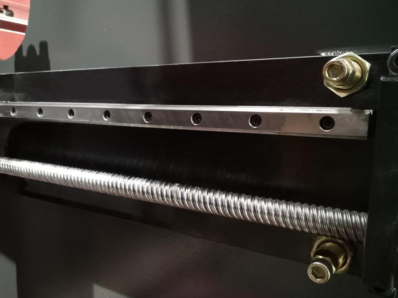 Delem Da66t 125 3+1 4+1 6+1 8+1 Cnc Hydraulic Press Brake For Metal Plate Bending Delem Da66t 125 3 + 1 4 + 1 6 + 1 8 + 1 Presse plieuse hydraulique CNC pour le pliage de plaques métalliques