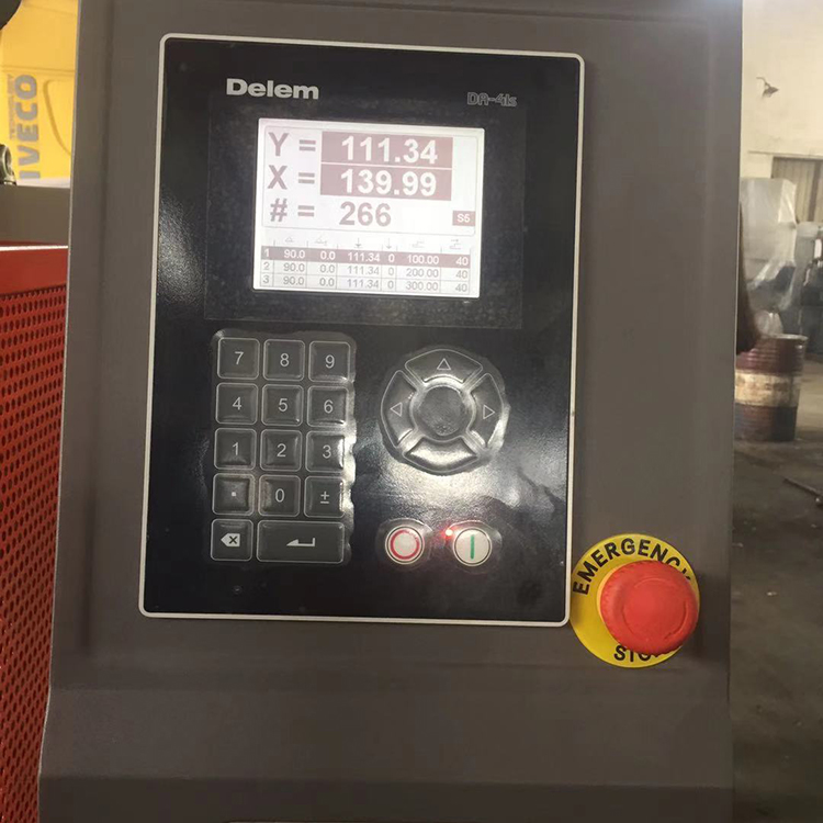 Hydraulic Press Brake Machine Acl Torsion Bar Synchro Mechanical Press Brake Presse plieuse hydraulique machine Acl barre de torsion presse plieuse mécanique synchro