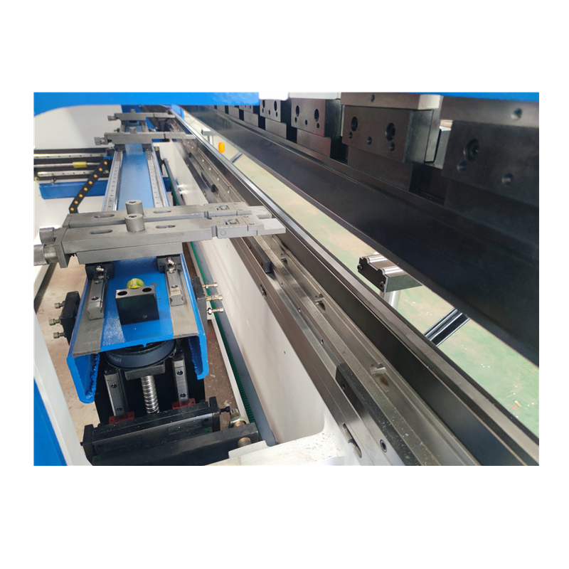 Hydraulic Press Brake Of 130t/3200mm 4+1 Axis Delem Da53t Cnc Press Brake Presse plieuse hydraulique de 130 t/3200 mm 4 + 1 axes Delem Da53t Cnc Presse plieuse