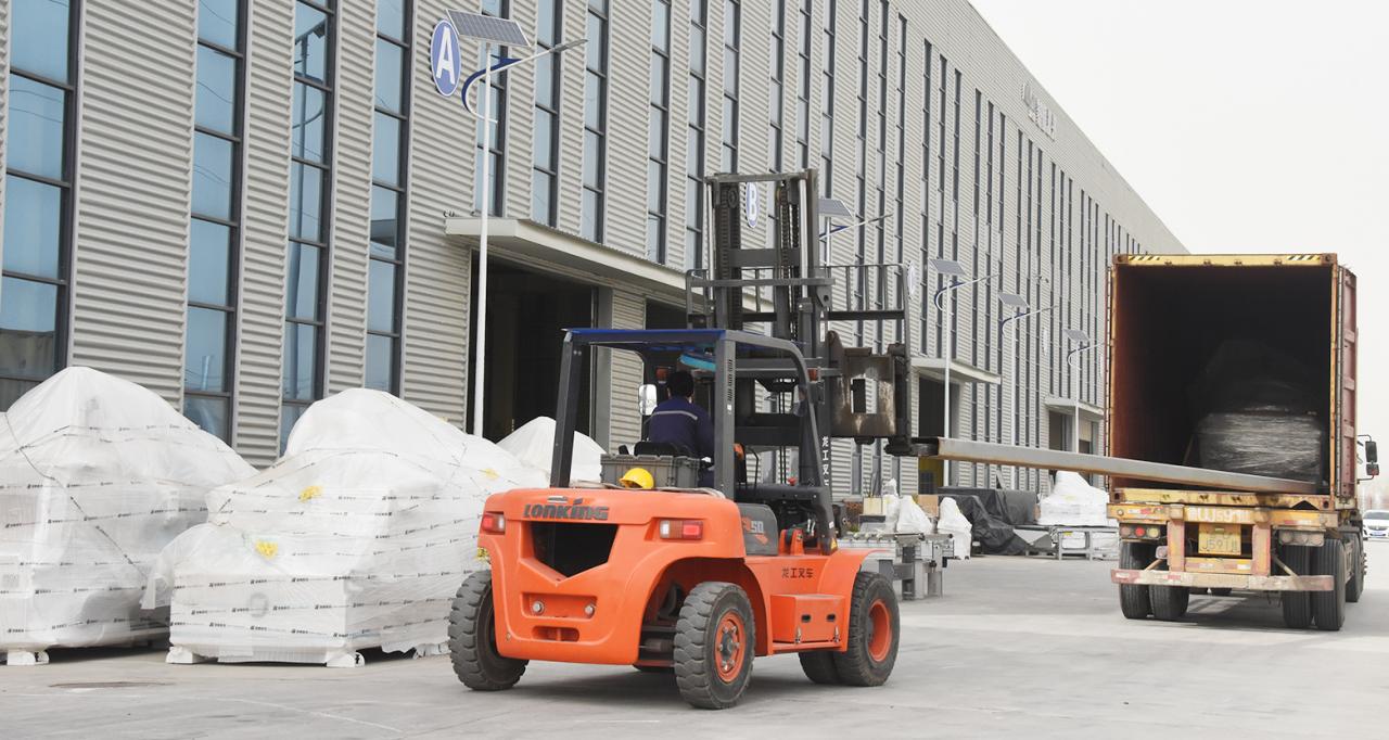 Laser Source 2000w 3000w Fiber Laser Cutting Machine Machine de découpe laser à fibre de source laser 2000w 3000w