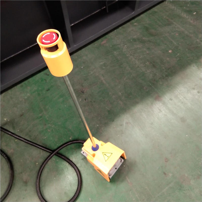 Qc12k-4x2500 Cnc Hydraulic Customized Shearing Machine Cutting Machine Qc12k-4x2500 Cnc machine de découpe hydraulique personnalisée de cisaillement