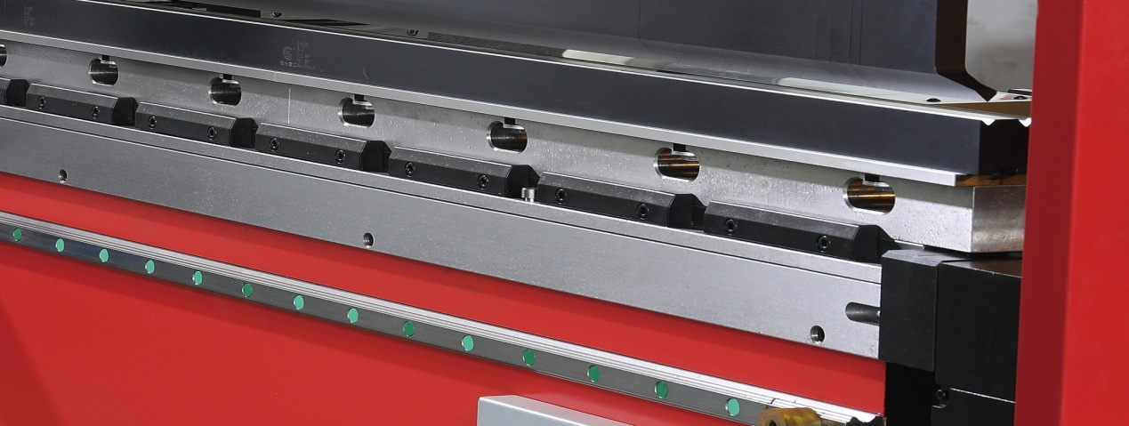 Steel Sheet Aluminum Bending Hydraulic Press Brake Machine Machine de pliage de presse hydraulique de tôle d'acier en aluminium