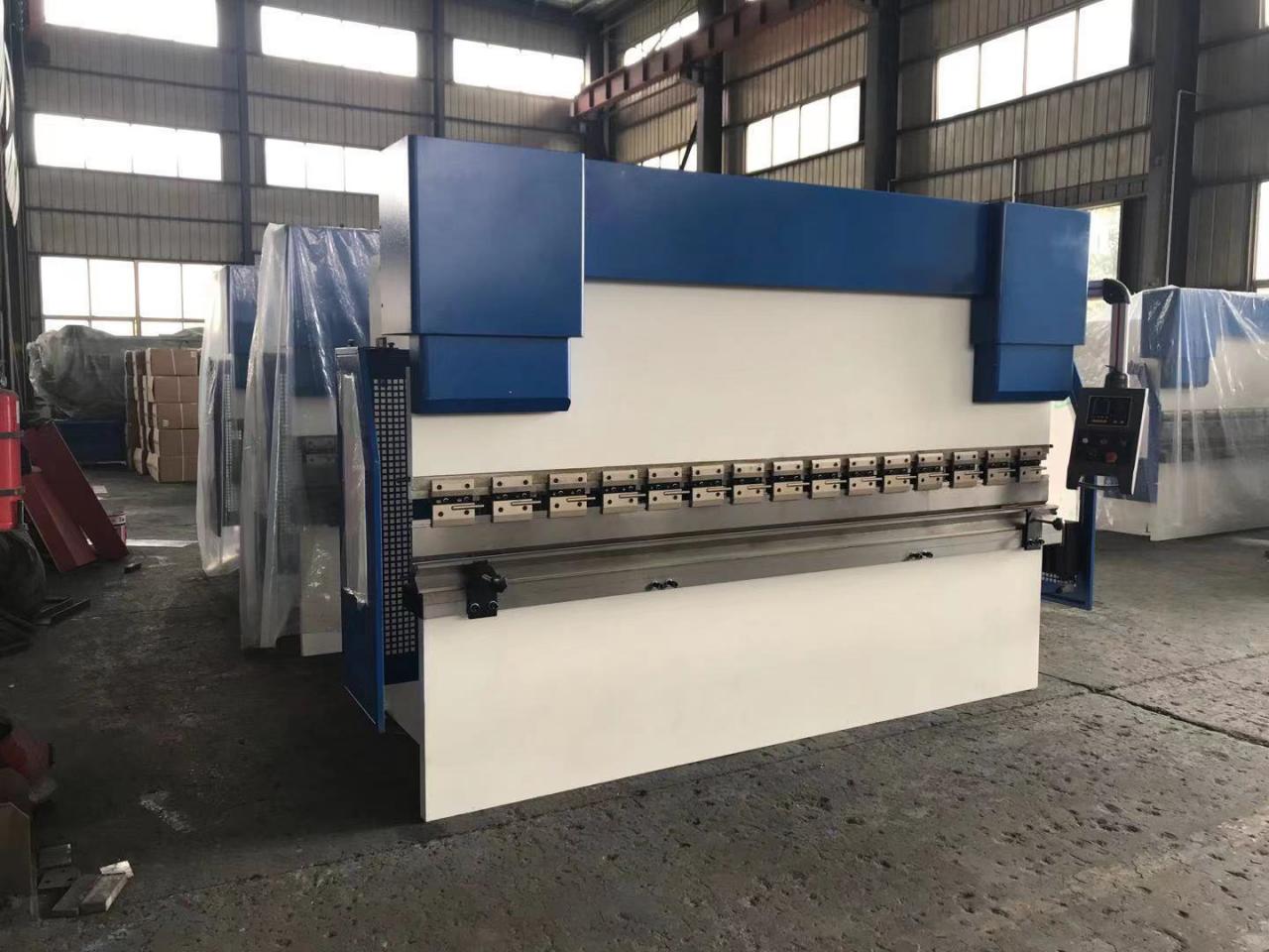 Wc67y-65/2500 Oem Hydraulic Press Brake Machine Steel Bending Machine Wc67y-65/2500 Oem presse plieuse hydraulique machine à cintrer en acier