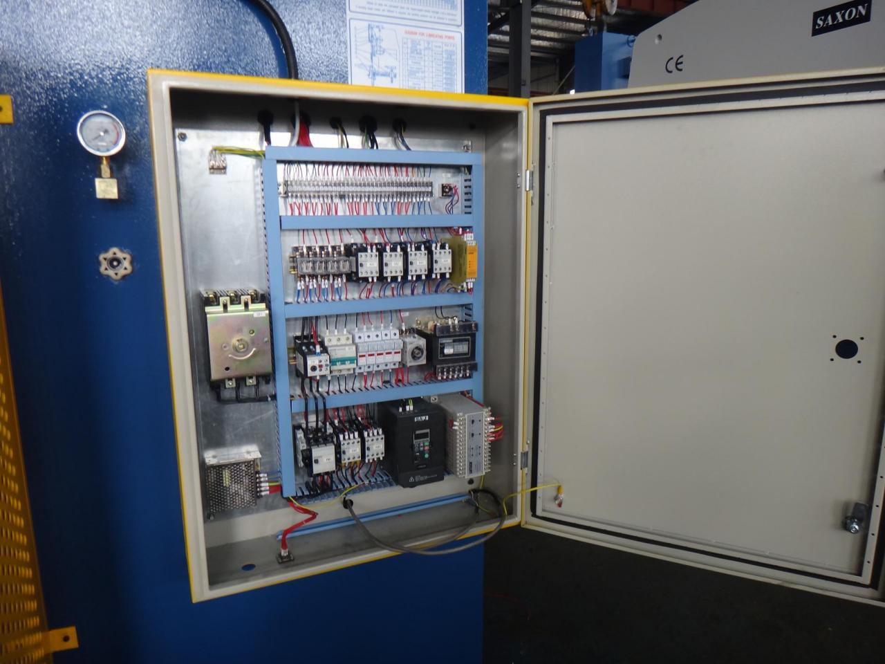 Wc67y-65/2500 Oem Hydraulic Press Brake Machine Steel Bending Machine Wc67y-65/2500 Oem presse plieuse hydraulique machine à cintrer en acier